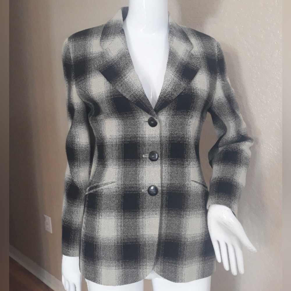 Theo Miles Wool Blend Blazer